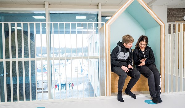 Akvarelli k&auml;vij&auml;t