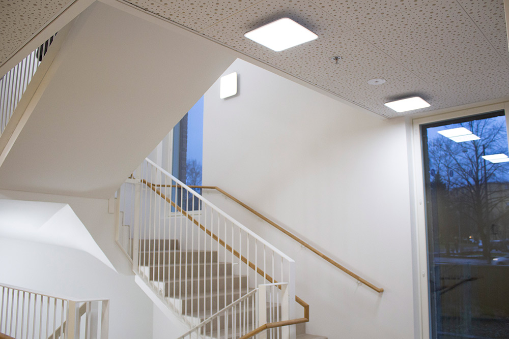 Folkh&auml;lsan Gullkronan Steinel porrasvalaisin